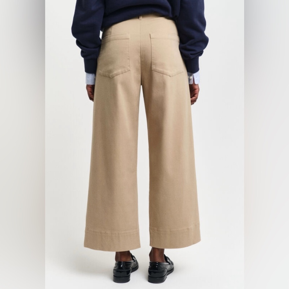Gant Women's Tan Wide-Leg Cropped Pants, US Size 8, Cotton Blend, Classic Khaki - Picture 4 of 16